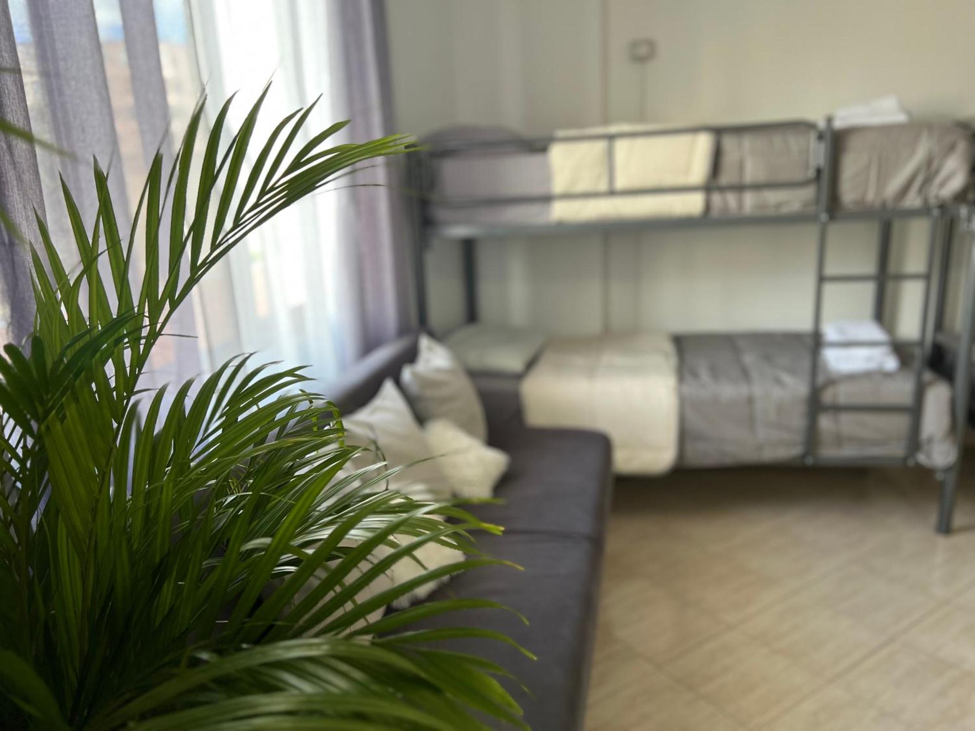 Hostel By Fenix Tiran Dış mekan fotoğraf